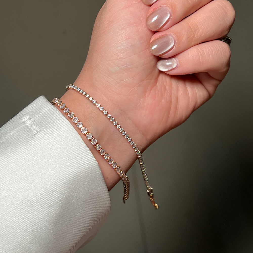 Tennis bracelet
